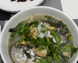A picture of step 3 of Tom Yum Head Salmon’s Clear Soup.