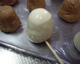 A picture of step 7 of Halloween! Rich Cream Cheese Truffle Ghosties.