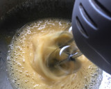 Foto del paso 1 de la receta: Minis bizcochuelo Sin tacc para el mate con 4 Ingredientes. Súper húmedo y fácil