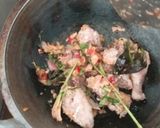 Foto langkah ke 3 dari resep Krengsengan ayam.