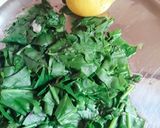 A picture of step 2 of Spinach soup (palak soup).