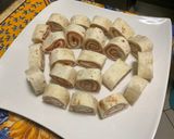 Une image de l'étape 7 de Roulés de wraps au saumon fumé et fromage frais.
