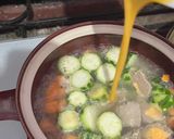 Foto langkah ke 3 dari resep Sup telur sayur simple.