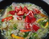 Foto langkah ke 4 dari resep Sup Ikan Kakap Merah.
