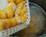 Foto langkah ke 3 dari resep Kolak biji salak dan pisang.