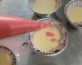 Foto langkah ke 5 dari resep Bolu Kukus Merah Putih.