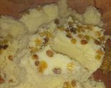 A picture of step 4 of Seffa with Raisins for Suhoor.