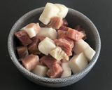 A picture of step 2 of Sausage Chilli Beans with Smoked Ham.