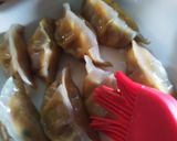 Foto langkah ke 6 dari resep Simple Gyoza ala Kak Fe.