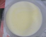 A picture of step 4 of Easy White Sauce in 5 Minutes.