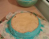 A picture of step 8 of Vickys 'FROZEN' Cake - Decoration Idea.