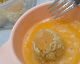 Foto langkah ke 4 dari resep Sosis gulung mie telur.