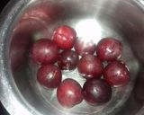 A picture of step 1 of Aloo bukhara chatne.