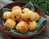 Foto langkah ke 9 dari resep Cinnamon Rolls with cream cheese glazing.