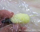 A picture of step 6 of Pokemon Character Bento - Pikachu Onigiri.