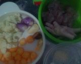 Foto langkah ke 1 dari resep Sup ayam ceker simple buat bocilku nihhh... Iris iris jadi dehhh.