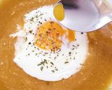 Foto del paso 4 de la receta: Sopa de Zucchini y Zanahoria con huevo poché express 🍳🍲