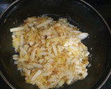 Foto del paso 1 de la receta: Salmón noruego en salsa holandesa con guarnición caramelizada