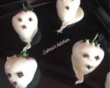A picture of step 2 of SPOOKY BERRIES:.