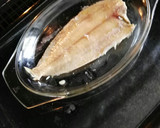 Foto del paso 7 de la receta: Lenguadina con costra de puerro y alcaparras