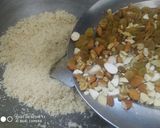 सूजी बर्फी (Suji barfi recipe in Hindi) रेसिपी चरण 2 फोटो