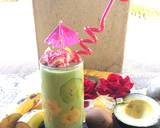 #AvocadoSmoothie#themechallenge#Vegan#SugarFree recipe step 3 photo