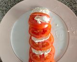 Foto del paso 2 de la receta: Mozzarella di búfala con tomate y Coppa italiana