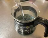 Gambar langkah 1 resipi Sky Blue Milk Tea ‘FROZEN’.