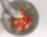Foto langkah ke 1 dari resep 74.Sambal terasi tomat.