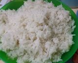Foto langkah ke 1 dari resep Nasi goreng sosis simple.