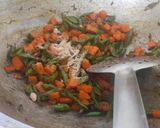 A picture of step 8 of Carrot and beans subzi.