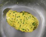 A picture of step 5 of Drumstick Paratha.