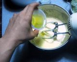 A picture of step 4 of Matcha Chiffon Cake.