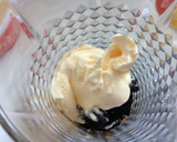 A picture of step 5 of Oreo Affogato Dessert.