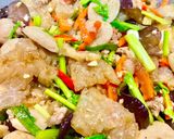 รูปขั้นตอนการทำที่ 3 ของ ผัดหนังหมู