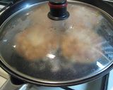 A picture of step 6 of Bean Sprouts Teriyaki Hamburgers.