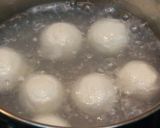 A picture of step 17 of Spongy Khushbudaar Rasgulle.