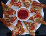ब्रेड चीज़ पिज़्ज़ा (Bread cheese pizza recipe in Hindi) रेसिपी चरण 5 फोटो