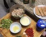 A picture of step 2 of Chicken Avocado Pitas.