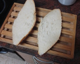 Foto del paso 1 de la receta: Pan de ajo a la plancha