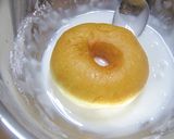 A picture of step 8 of Fluffy Milk Doughnuts.