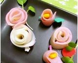 A picture of step 5 of Skewered Kamaboko Roses.