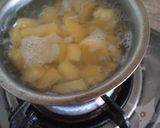 A picture of step 3 of Khatay aloo.