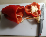 Foto del paso 1 de la receta: Pimiento rojo asado en sartén