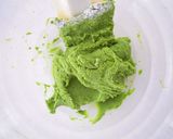 A picture of step 5 of Crispy Matcha Cookies.