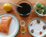 Foto del paso 1 de la receta: Salmón con tomate deshidratado y brócoli