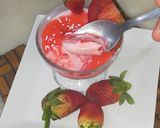 A picture of step 6 of Strawberry Frozen yogurt.