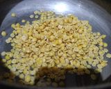 A picture of step 1 of Tuar daal.
