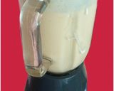 A picture of step 3 of Papaya ice cream.