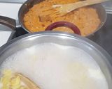 A picture of step 5 of Macaroni with Chorizo and Creamy Tomato Sauce.